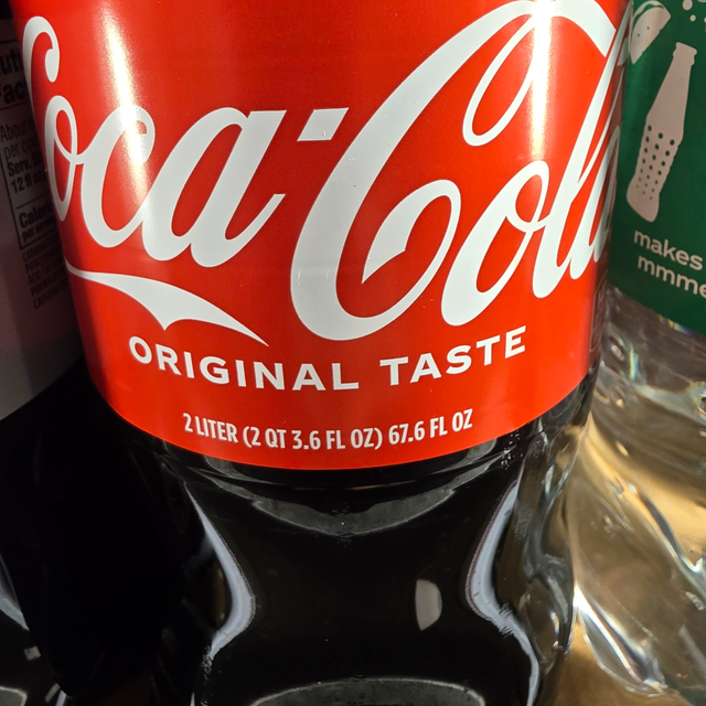 2 Liter Soda.