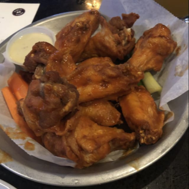 Buffalo Wings With Fries.